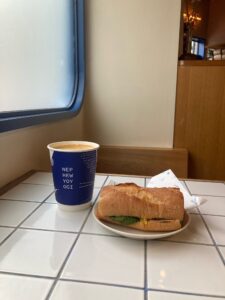 〈nephew〉の生ハムサンドイッチ